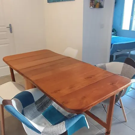 Apartment Centre De *